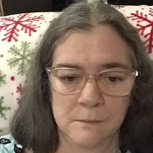 Meet your Posher, Vicki